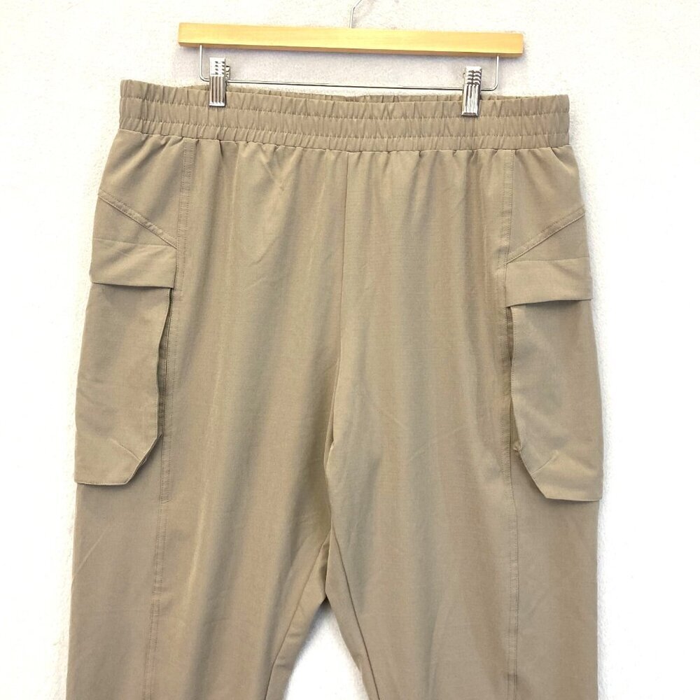 AVALANCHE Trailblazer Cargo Pants Women's Size XL Tan Pockets Hiking Outdoor EUC - Picture 3 of 15